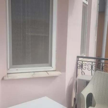 Pembe Koesk شقة فندقية *
